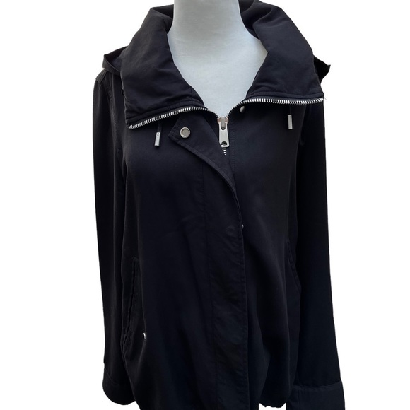 NVLT Jackets & Blazers - NVLT Co. Light All Weather Jacket EUC